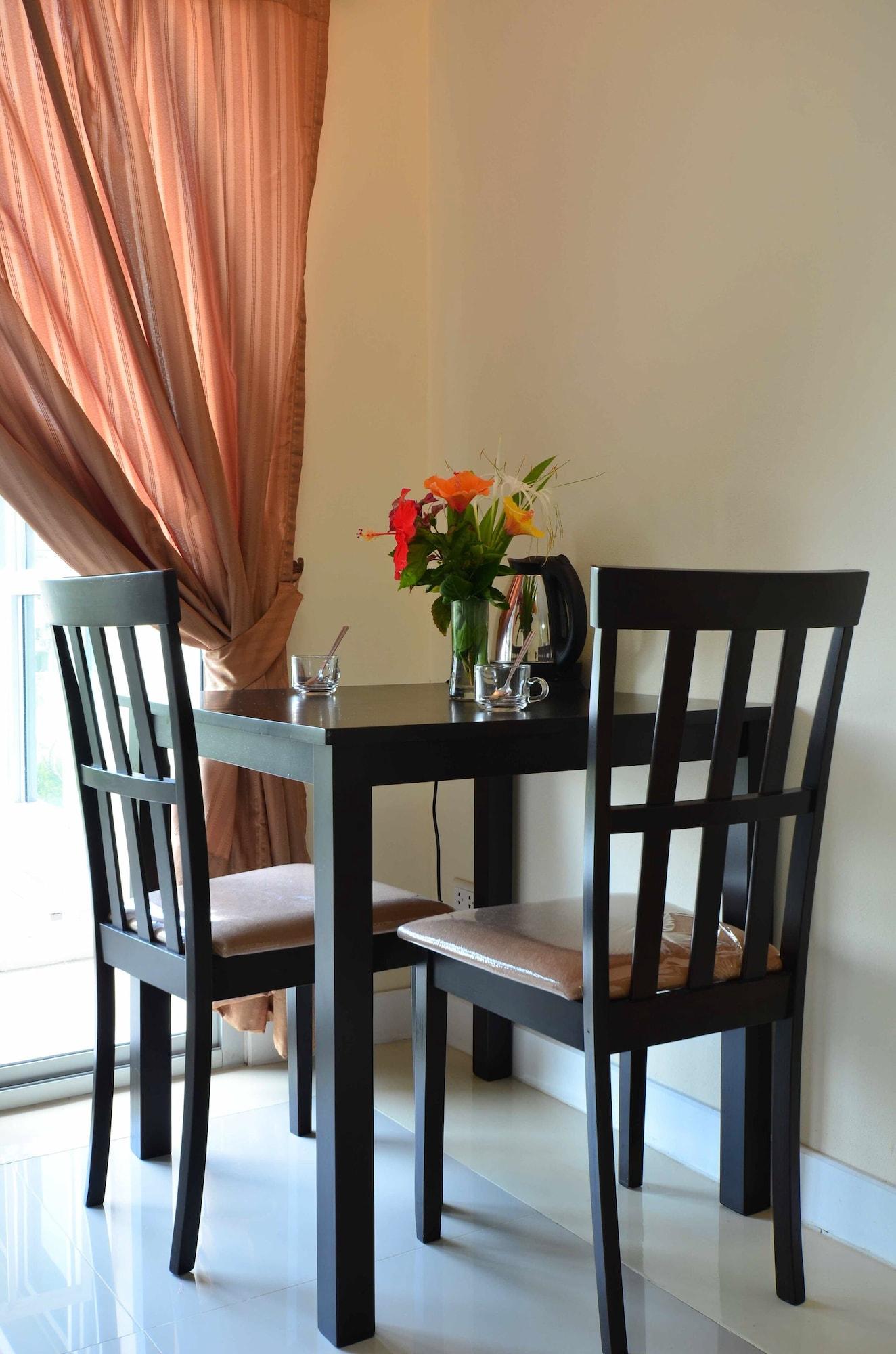 Grow Residences Bangkok Luaran gambar