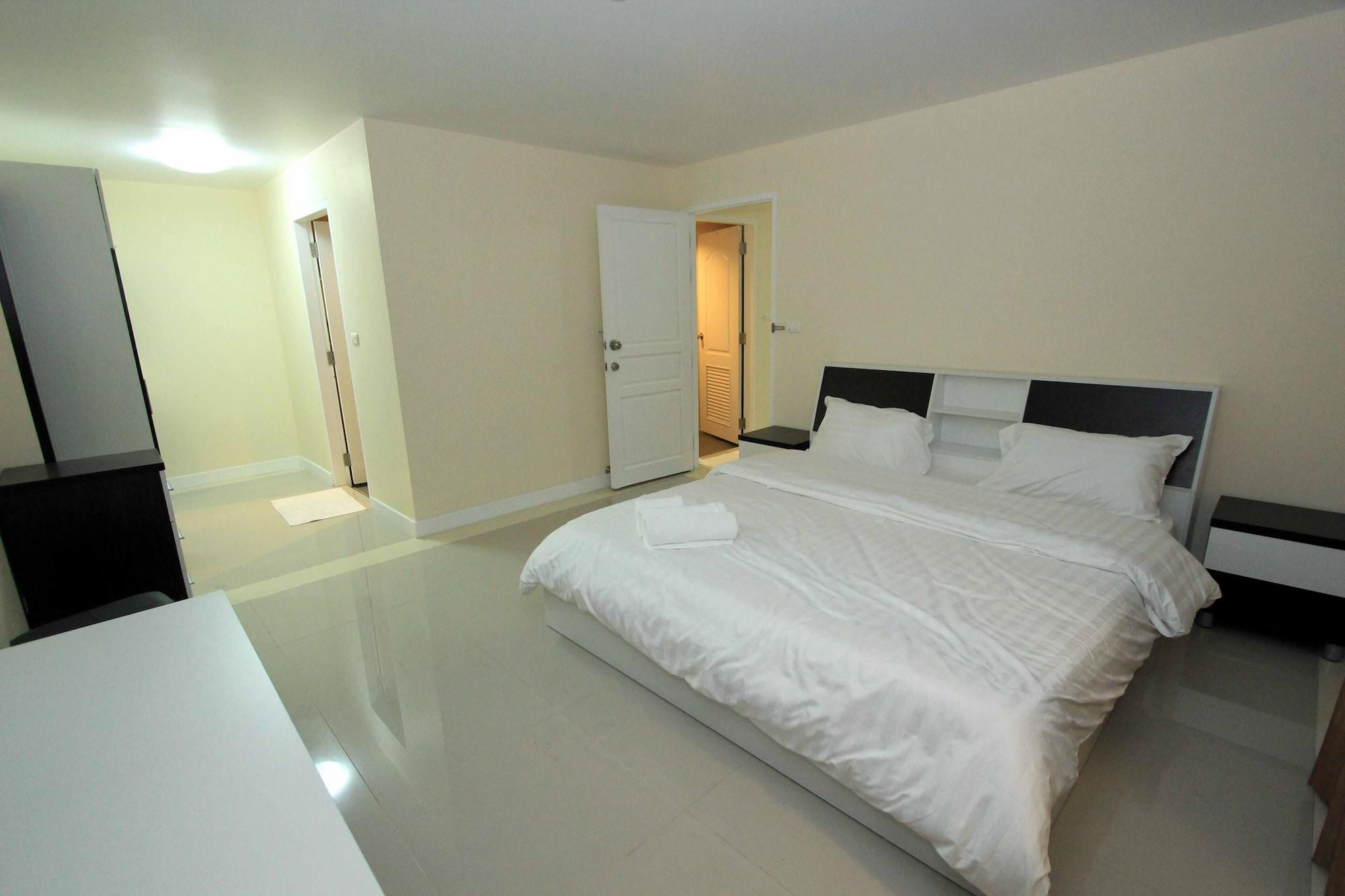 Grow Residences Bangkok Luaran gambar