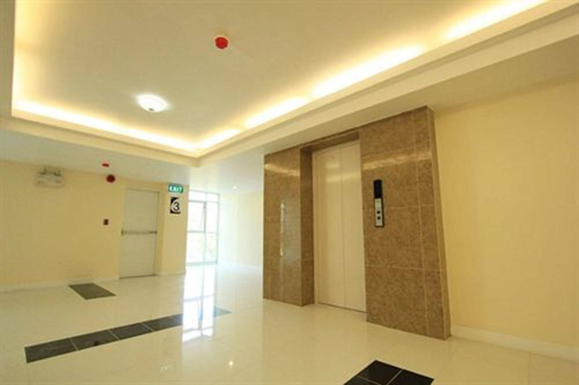 Grow Residences Bangkok Luaran gambar