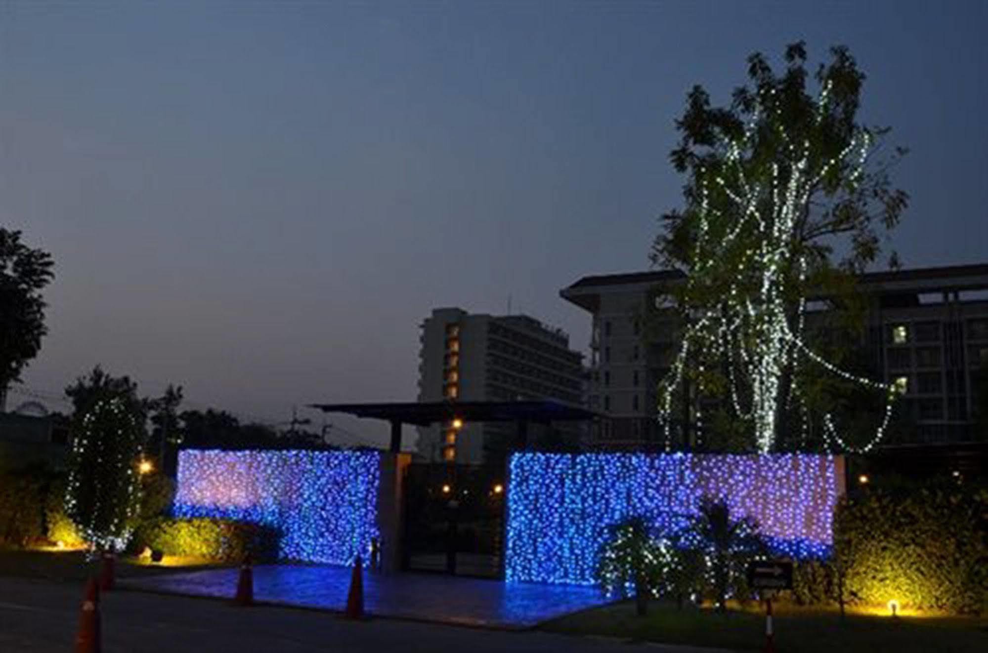 Grow Residences Bangkok Luaran gambar