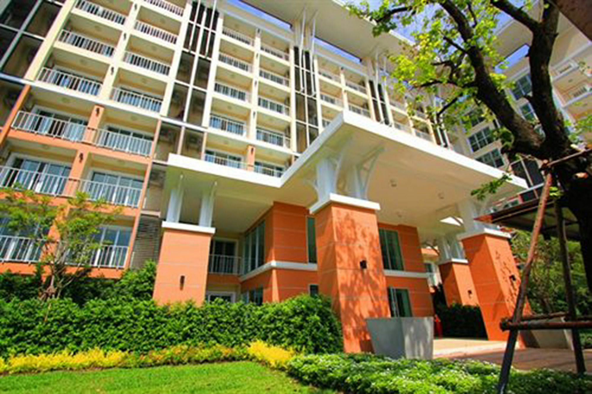 Grow Residences Bangkok Luaran gambar